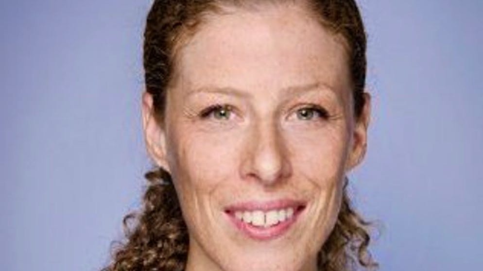 «Bluewin»-Redaktorin Silvana Guanziroli ist als Gerichtsberichterstatterin an den Zürcher Gerichten akkreditiert. In ihrer Serie «Guanziroli am Gericht» schreibt sie über die spannendsten Strafprozesse, ordnet ausgefallene Kriminalfälle ein und spricht mit Experten über die Rolle der Justiz. Guanziroli ist seit über 20 Jahren als Nachrichtenjournalistin tätig und hat die Polizeischule der Kantonspolizei Zürich absolviert. silvana.guanziroli@swisscom.com.