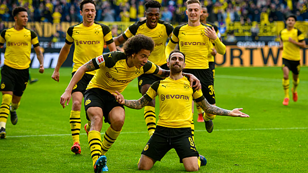Alcacer Ballert Dortmund In Der Nachspielzeit An Die Tabellen Spitze