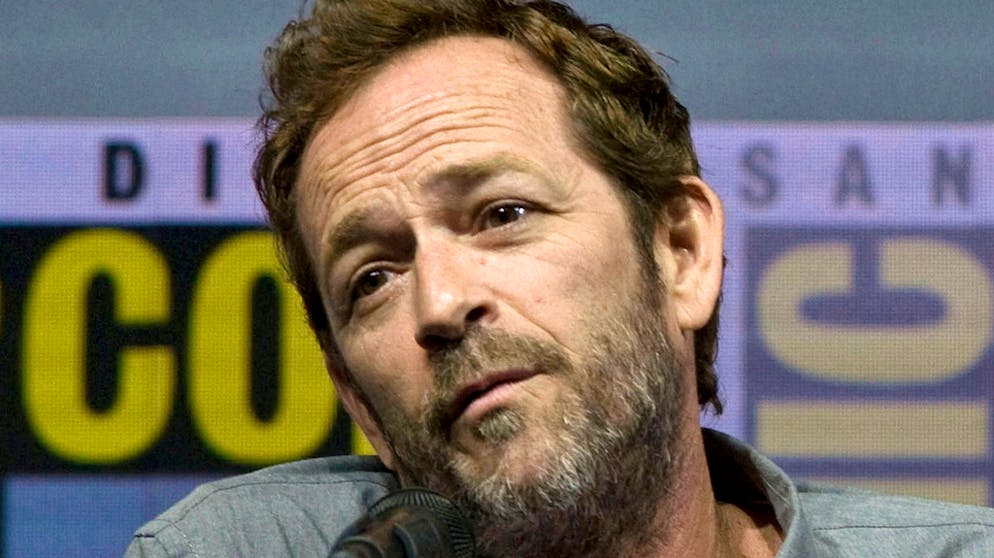 Trauer um Luke Perry. Luke Perry wollte demnächst heiraten.