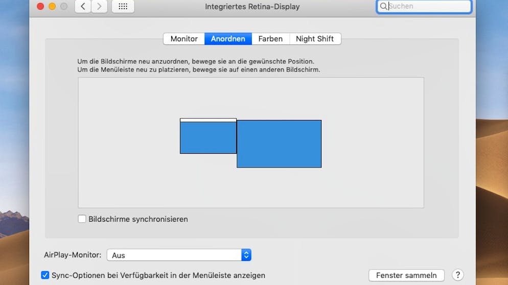 Externe Monitore richtig verbinden und einstellen. Im «Anordnen»-Reiter lässt sich analog zu Windows per Ziehen die Anordnung der Bildschirme verändern. Durch Aktivierung von «Bildschirme synchronisieren» lässt sich auch hier bestimmen, dass auf beiden Monitoren das Gleiche angezeigt wird.
