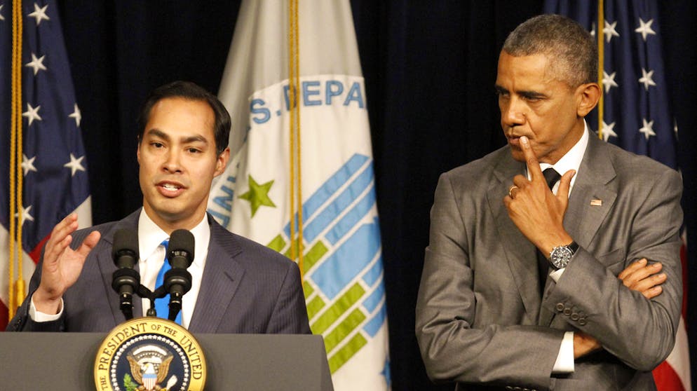 Präsidentschaftsanwärter der US-Demokraten. Julian Castro (44): Bekannt wurde er als Minister für Wohnungsbau und Städteentwicklung in der zweiten Amtszeit von Ex-Präsident Obama. Fünf Jahre lang war Castro zudem Bürgermeister der texanischen Stadt San Antonio. Er ist der einzige Bewerber mit lateinamerikanischen Wurzeln.