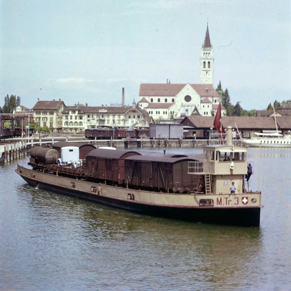 Geschichte. Als Eisenbahnwagen über den Bodensee fuhren. Geschichte. Als Eisenbahnwagen über den Bodensee fuhren.
