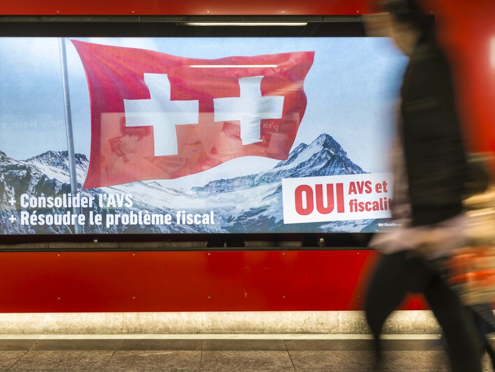Abstimmungsbeschwerde gegen den AHV-Steuerdeal: Die Waadtländer Linksaussenpartei POP sieht den Grundsatz der Einheit der Materie verletzt.
