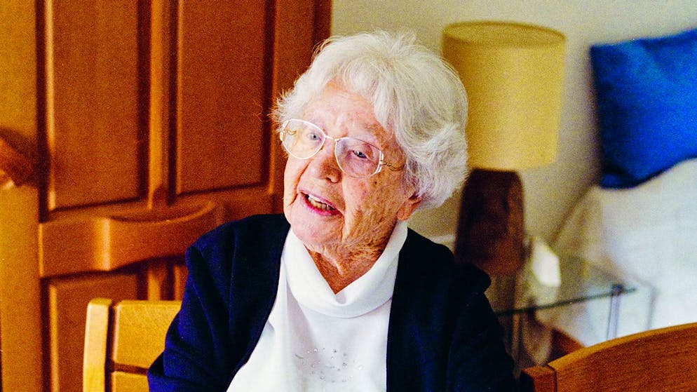 Hedy Rieser: «Ja, reisen würde ich schon noch gerne. Wenn ich einen Prospekt sehe, über Griechenland zum Beispiel, dann möchte ich grad los. Aber dann muss ich zugeben, dass das nicht mehr geht, die Kraft fehlt.»
