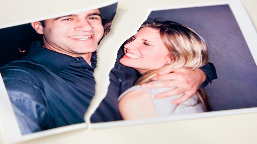 Allein unter Pärchen. Plötzlich wieder Single - was geschieht mit den Freunden?