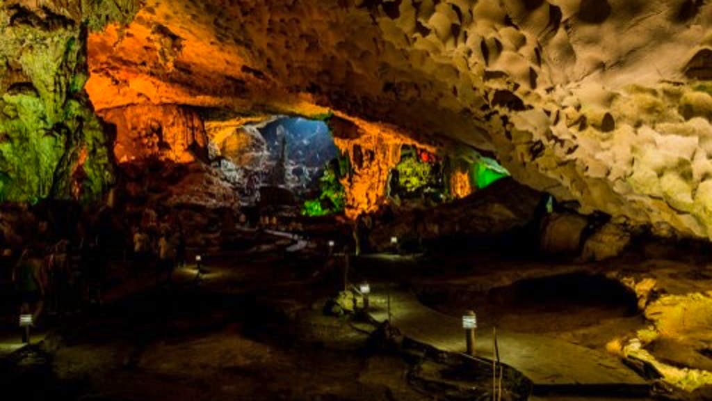 Son Doong in Vietnam. Grösste Höhle der Welt noch gigantischer als angenommen
