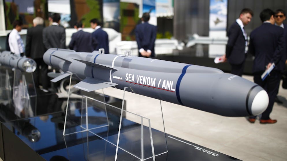 Paris Air Show 2019. ... und Ausstellungsflächen für Flugkörper wie diese Sea Venom, ein Anti-Schiffsrakete der Firma MBDA.