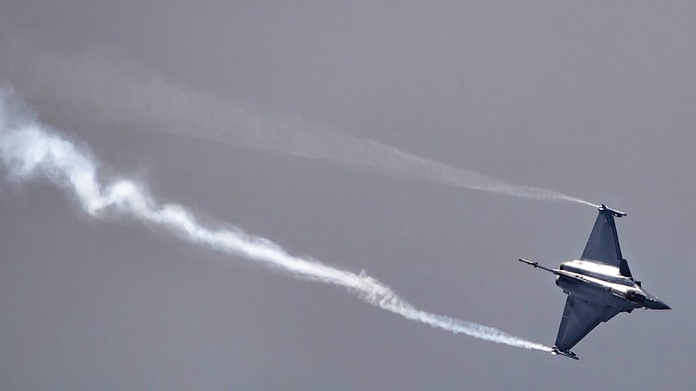 Paris Air Show 2019. ... der in einigen Jahren die Rafale ablösen soll, die auf dem Flughafen Le Bourget ebenfalls vorgeführt worden.