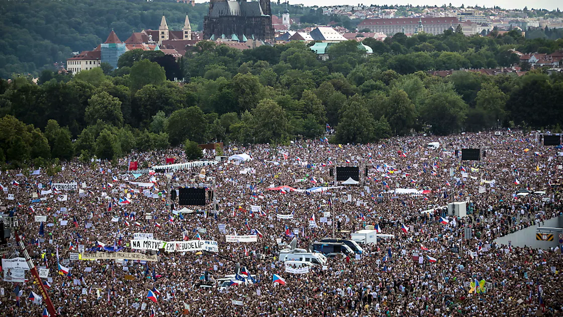République tchèque: Prague: 250'000 manifestants dans les rues | blue News