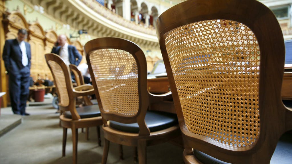 Treffen geschwänzt. Parlamentarier lassen Jugendliche einfach sitzen