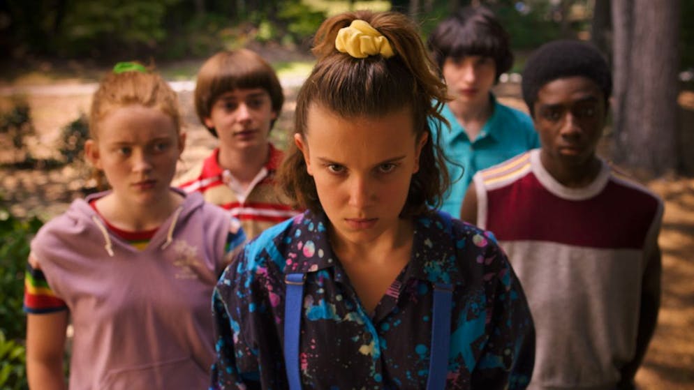 «Stranger Things» und Co.: Die Serien-Highlights im Juli. Sommerloch? Nicht bei Netflix: Mit der dritten Staffel der Serie «Stranger Things» schickt der Streaming-Anbieter am 4. Juli eines seiner Jahreshighlights ins Rennen. Doch auch die Konkurrenz hat der Sommerhitze coole Serienstarts und neue Staffeln entgegenzusetzen.
