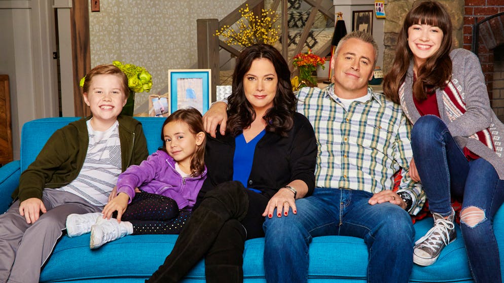 «Stranger Things» und Co.: Die Serien-Highlights im Juli. Das Dasein als Hausmann liegt «Friends»-Star Matt LeBlanc: Seine Serie «Man with a Plan» wurde jüngst um eine vierte Staffel verlängert. SRF zwei zeigt ab 22. Juli, 13.20 Uhr, nun von Montag bis Freitag die Folgen der zweiten Staffel. Darin sorgt unter anderem eine hübsche Babysitterin für Trubel im Hause Burns.