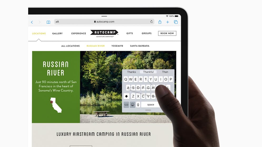Das kann das neue iPadOS. Mit einer kleineren Tastatur kann man nun auch einhändig auf dem iPad tippen.