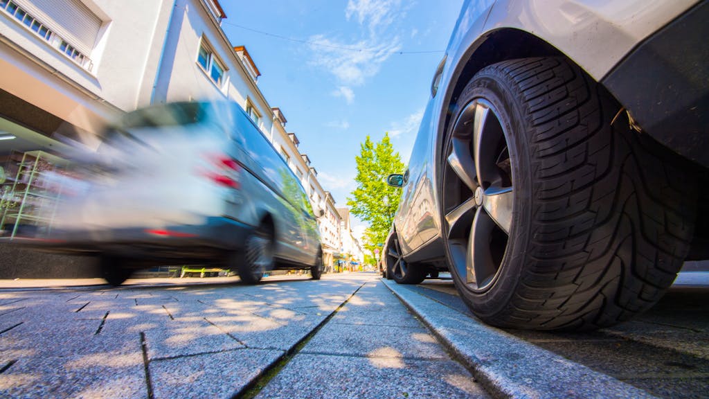 Rasergesetz. Jahr für Jahr über 400 Raser