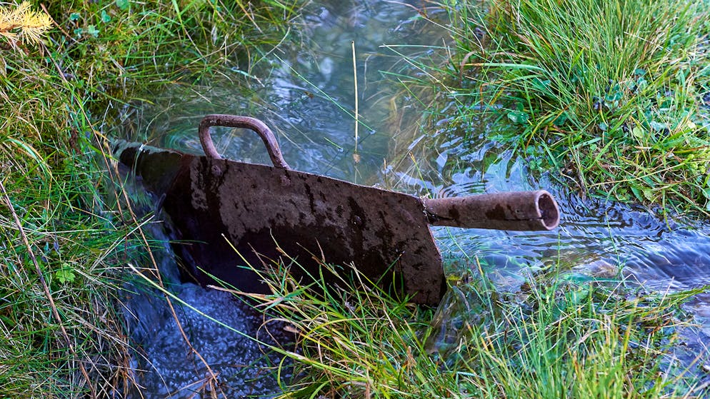 Wasserschloss Schweiz – alles im Fluss. ...bis das Wasser über den Rand hinausläuft.