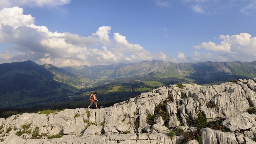 Zehn Tipps, wie Sie die Umwelt schonen können. Für Wanderferien ist die Schweiz die Destination Nummer eins  – auf dem Bild: Schrattenfluh im Sörenberg.