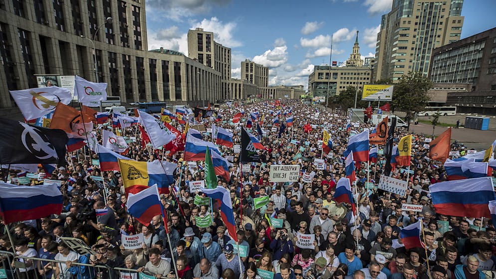 Demo in Moskau für freie Kommunalwahl. Tausende haben am Samstag in Moskau für eine freie Kommunalwahl demonstriert – es gab Festnahmen.