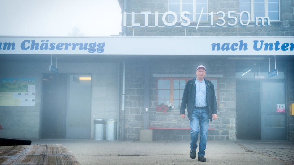 Auf der Toggenburger Alp Iltios liegt der Nebel so dicht, dass von der Aussicht nichts zu sehen ist.