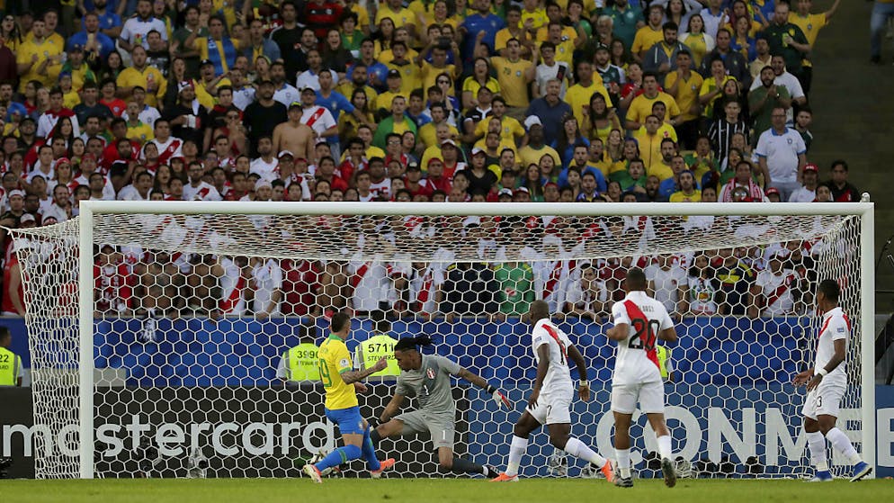 Es geht auch ohne Neymar. Everton erzielt nach einer Viertelstunde das 1:0