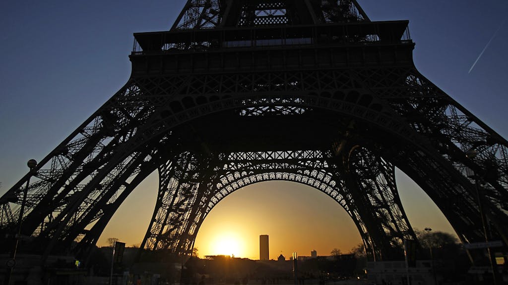 Kampf gegen den Klimawandel. Paris ruft den Klimanotstand aus