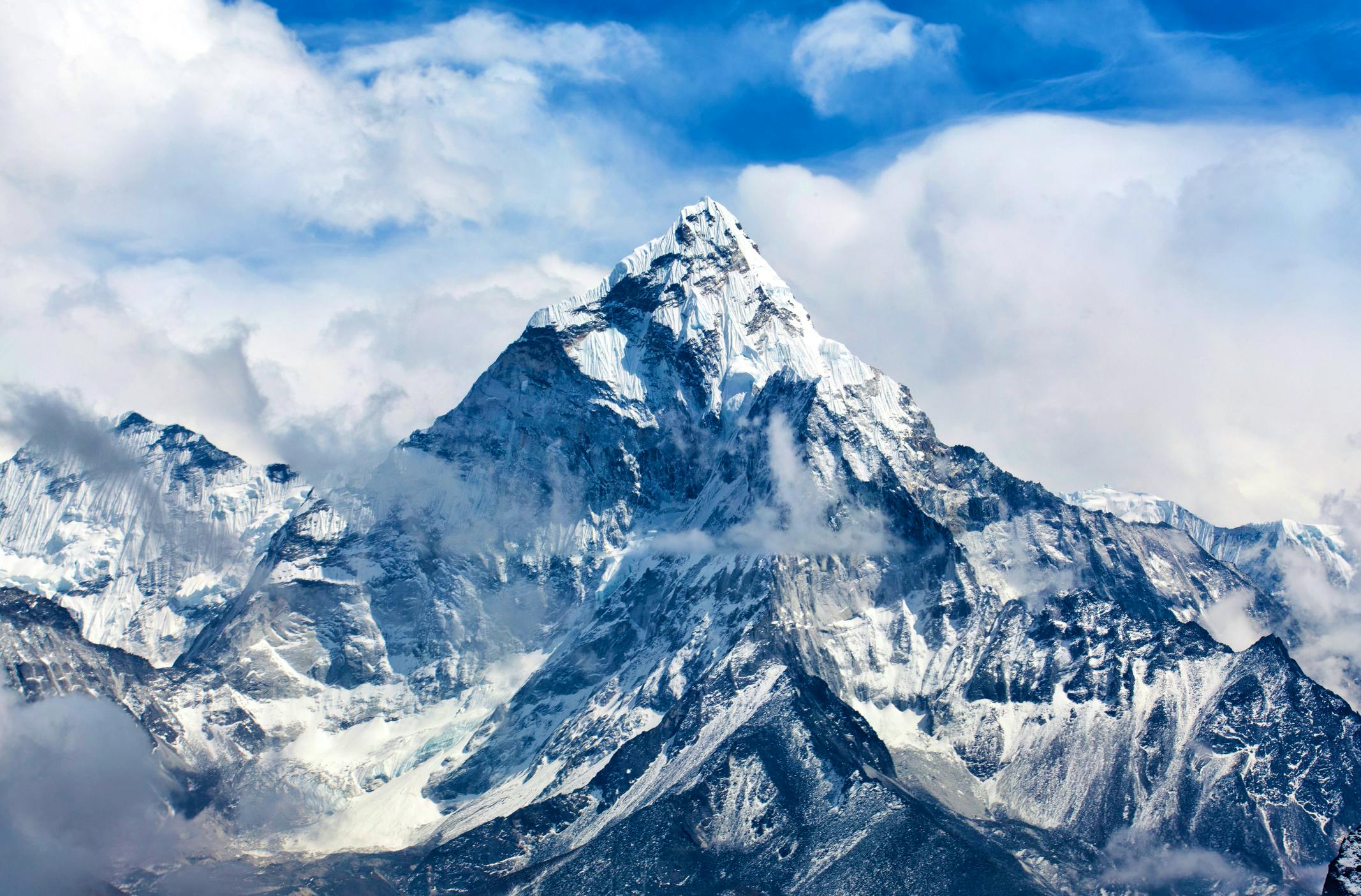 Das Sind Die Zwölf Schönsten Berggipfel Der Welt