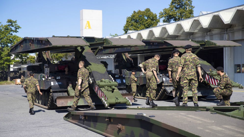 Armee feiert am Samstag 200 Jahre Waffenplatz Thun. Auch solche Brückenpanzer werden am Tag der offenen Tür zu sehen sein.