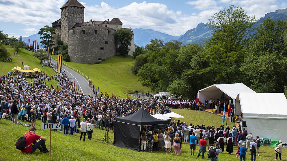 Liechtenstein. Liechtensteins Staatsfeiertag im Zeichen des 300-Jahr
