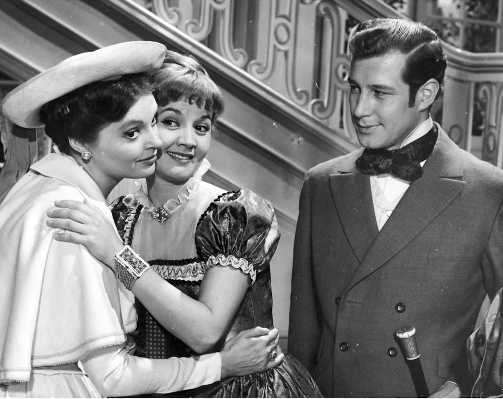 Liselotte Pulver: Aus ihrem Fotoalbum. Nadja Tiller (l), Lieselotte Pulver und Hansjörg Felmy in einer Szene des Films «Die Buddenbrooks». Fotografiert am 23. Oktober 1959 in den Real Filmstudios in Hamburg Wandsbeck.