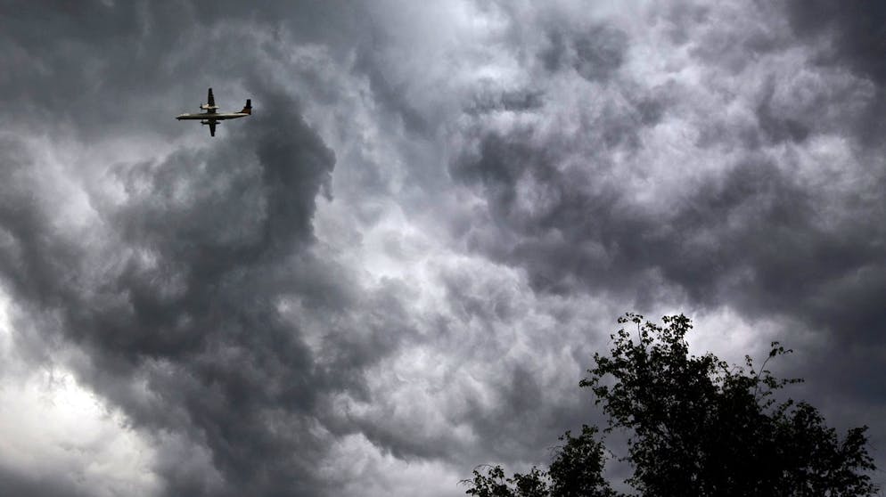 Für das Bodenpersonal am Flughafen sind Gewitter gefährlicher als für die Passagiere an Bord.