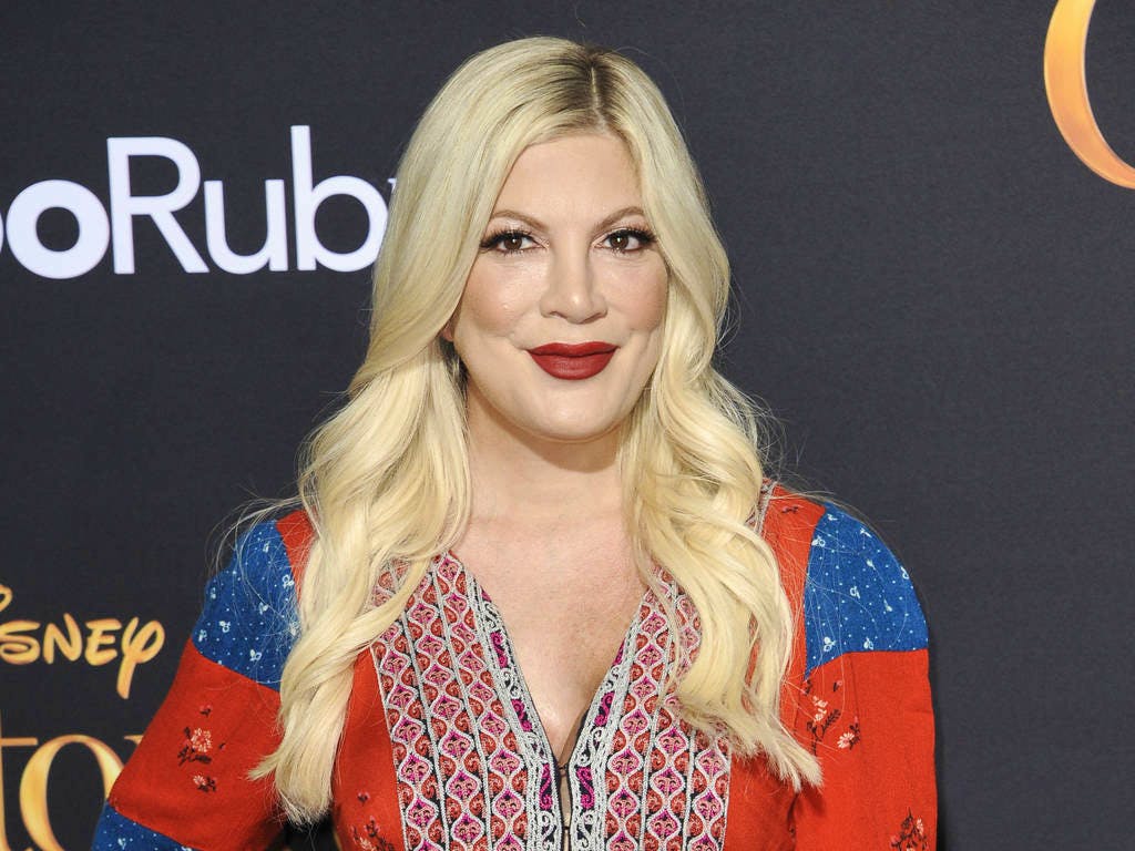 Actu people: Tori Spelling se réconcilie avec sa mère | blue News