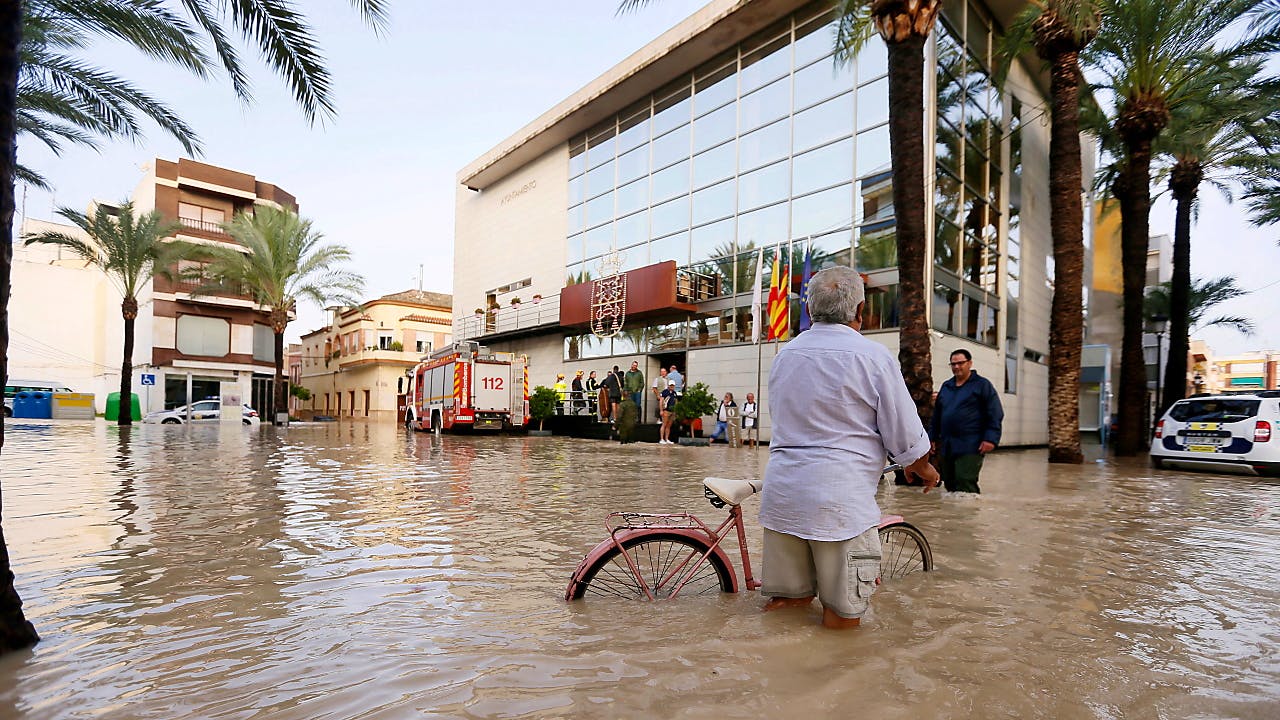 Six Morts Dans Des Inondations En Espagne