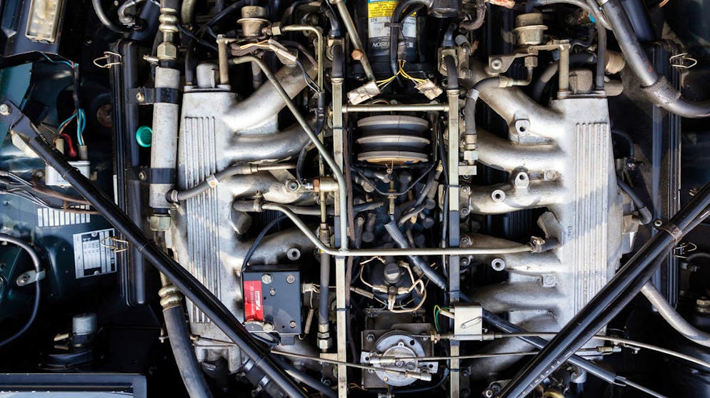 Daimler der Queen wird versteigert. Der Daimler war rund drei Jahre für die Queen im Einsatz und legte in dieser Zeit etwa 12'000 Meilen (knapp 20'000 Kilometer) zurück.  