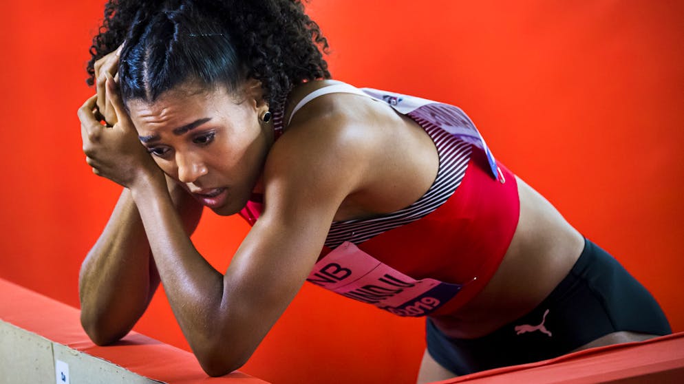 Die besten Bilder der Leichtathletik-WM 2019. Die Schweizer Sprinterin Mujinga Kambundji verpasst den 100-Meter-Final um fünf Tausendstelsekunden. Das ist nur schwer zu verdauen.