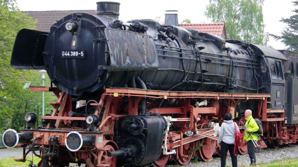 Zeitreise. Entzückende Brücke – wandern um die «Golden Gate» von Altenbeken