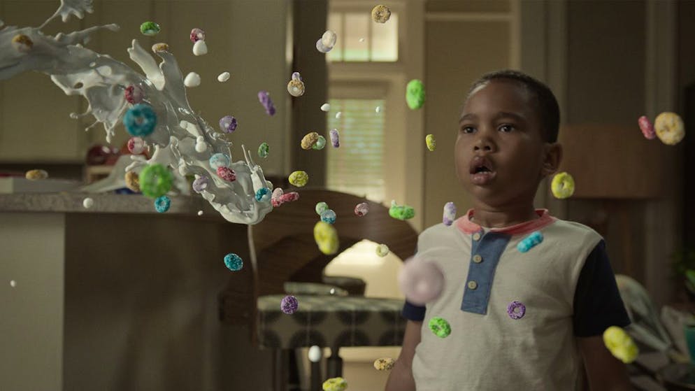 Das sind die Serien-Hits im Oktober. Ihren Sohn nach dem Tod ihres Mannes allein gross zu ziehen, ist für Nicole (Alisha Wainwright) schwer genug. Doch es wird nicht leichter, als der kleine Dion (Ja'Siah Young) in «Raising Dion» (4. Oktober, Netflix) übernatürliche Kräfte entwickelt. Gemeinsam mit dem besten Freund ihres Mannes versucht sie herauszufinden, woher Dion diese Fähigkeiten hat – und wie sie sich am besten geheim halten lassen.