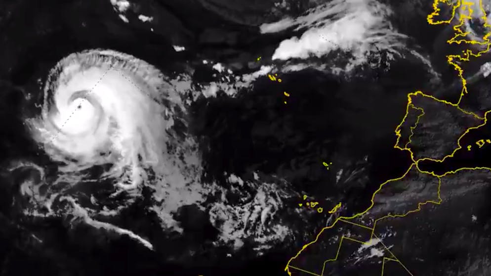 Die Satellitenaufnahme zeigt «Lorenzo» über dem Atlantik.