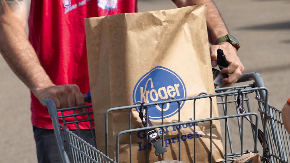 La catena di distribuzione Kroger vieta ai clineti di portare armi nei negozi