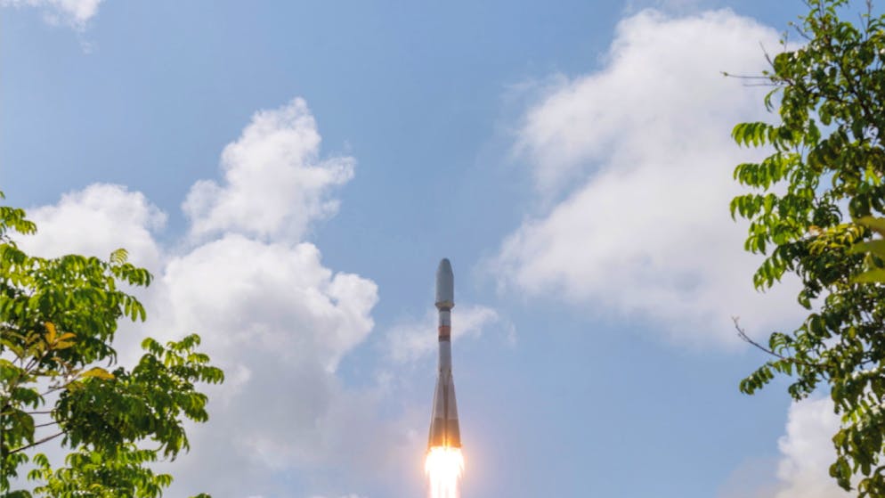 Im Dezember 2018 schiesst der erste Satellit des französischen Spionagesystems CSO auf einer Sojus-Rakete vom europäischen Raumfahrtzentrum in Kourou aus ins All. (Archivbild)