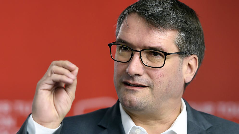 Die SP bekämpft die Erhöhung des Kinderabzugs an der Urne. Von dieser Steuererleichterung profitierten nur Gutverdienende, kritisiert SP-Chef Christian Levrat. (Archivbild)