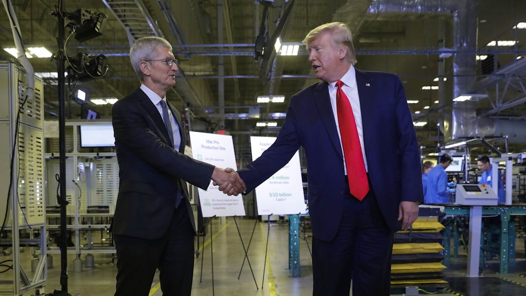 Auf Twitter. Trump greift Apple wegen Verschlüsselung scharf an