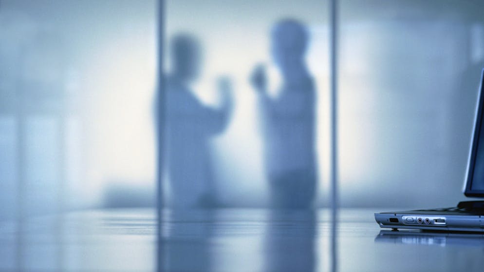 Erinnerung an 2020 – das Grosse WEF-ABC. T: Treffen, das. Alle möglichen Player benutzen das WEF, um in kurzer Zeit möglichst viele hochrangige T. durchzuführen. Einzelne Teilnehmer sehe man nach der Eröffnungsrede nicht mehr im Konferenzzentrum, wird gemunkelt – sie verbringen ihre Zeit lieber mit hochrentablen bilateralen T.