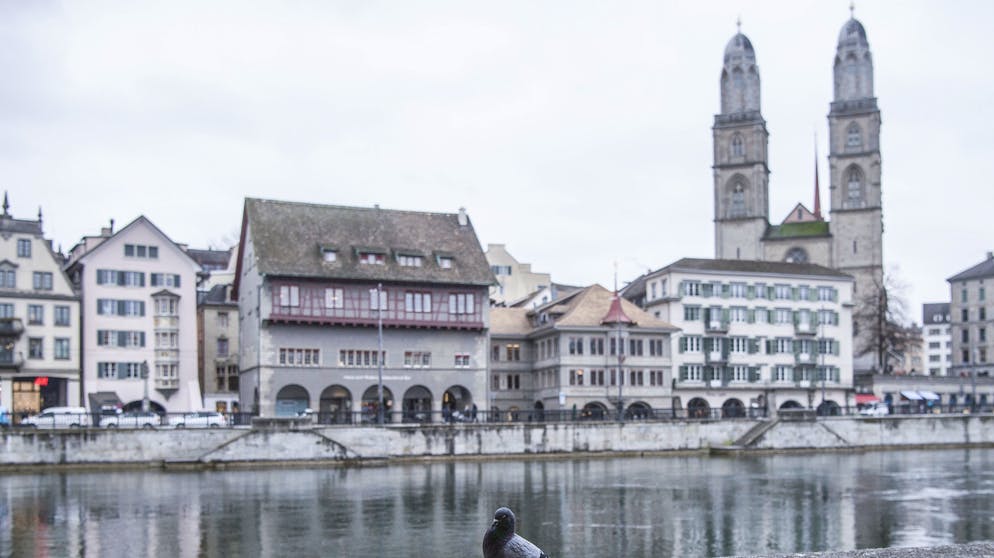 Erinnerung an 2020 – das Grosse WEF-ABC. Z: Zürich. Grösste Schweizer Stadt, verkommt während der WEF-Tage zum Umsteigeort und blickt so quasi als neues Olten neidisch auf Geld, Glanz und Glamour im Bündner Bergdörfchen.