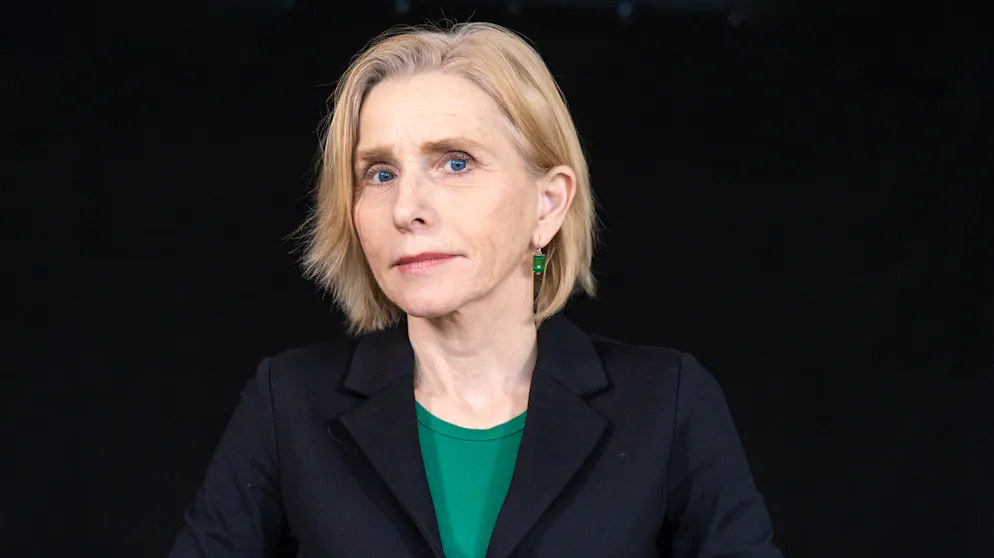 Monica Kissling alias Madame Etoile ist Astrologin mit eigener Praxis in Zürich. Seit 1987 deutet sie regelmässig für Printmedien, Radio und TV die Sterne.
