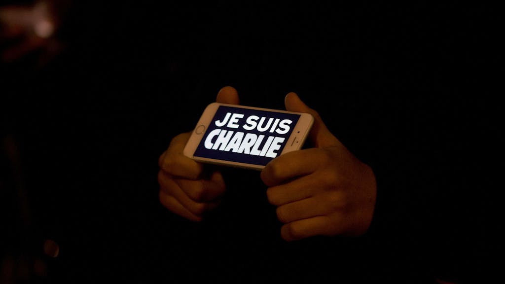 Humor gegen das Grauen. Fünf Jahre nach dem Anschlag: «Charlie Hebdo» macht trotzig weiter