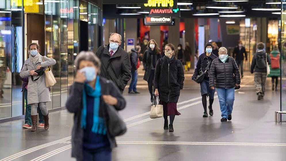Wie in Bern (Bild) könnte auch im Kanton Baselland bald eine generelle Maskenpflicht in Wartezonen des öffentlichen Verkehrs gelten.