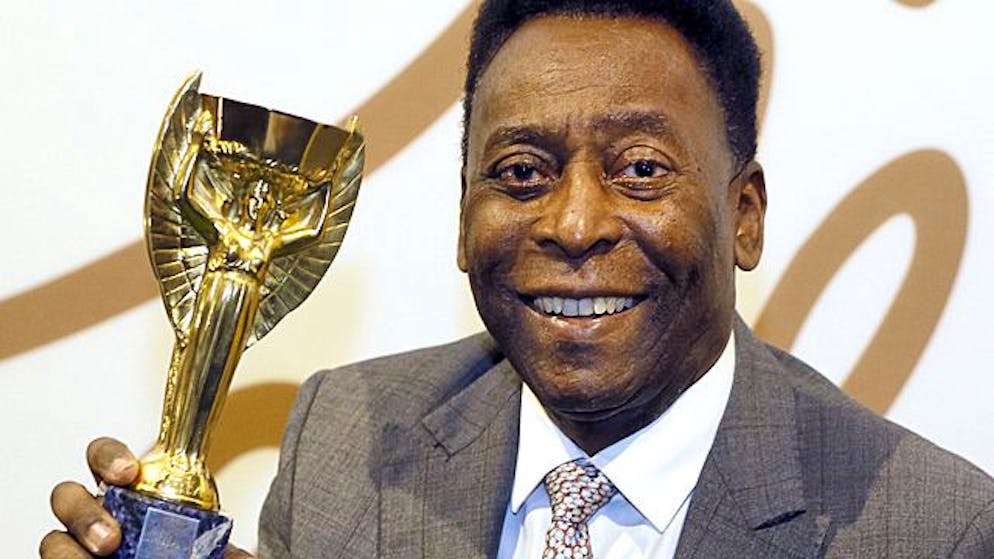 Brasilien. Pelé Will Bei Wm 2022 Wieder Dabei Sein.