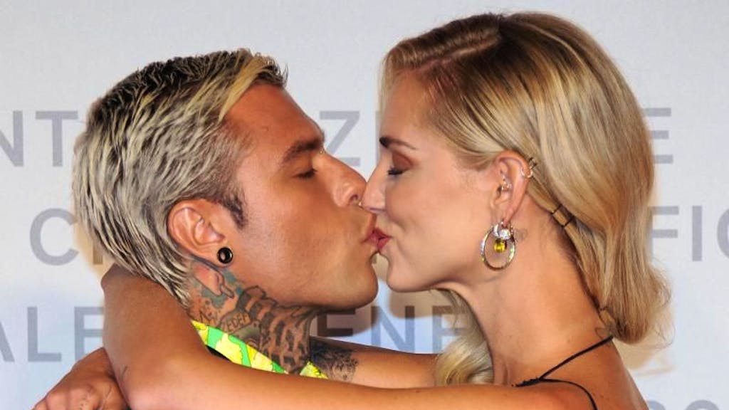 News. Italienische Regierung bittet Influencer-Paar um Hilfe