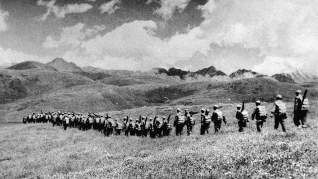 Dach der Welt. Eine «Befreiung», die bis heute zahllose Opfer fordert