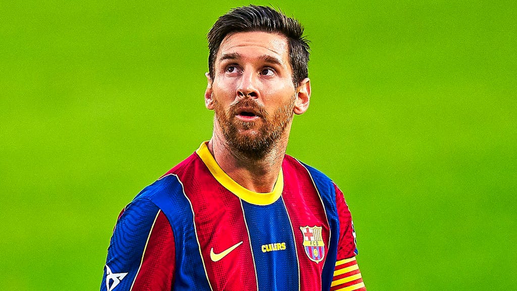 BARCELONA, SPAIN - SEPTEMBER 19: Lionel Messi of FC Barcelona looks on during the Joan Gamper Trophy match between FC Barcelona and Elche CF at Camp Nou on September 19, 2020 in Barcelona, ​​Spain.  (Photo by Pedro Salado / Quality Sport Images / Getty Images)