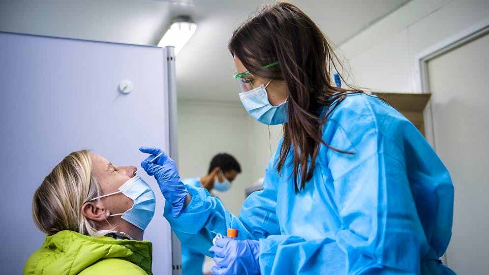 La Suisse compte lundi 57'387 cas supplémentaires en 96 heures.